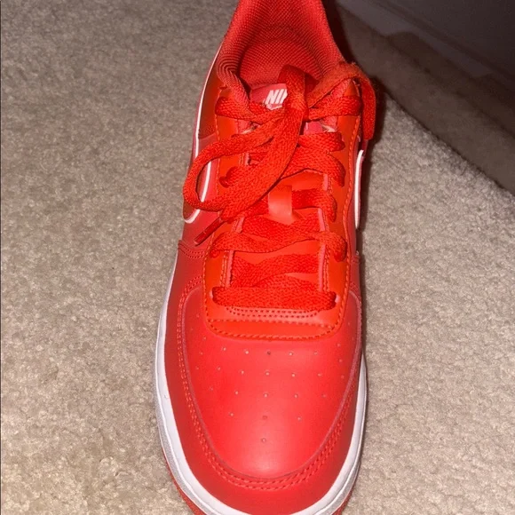 Nike (GS) Air Force Ones - Picture 5 of 10